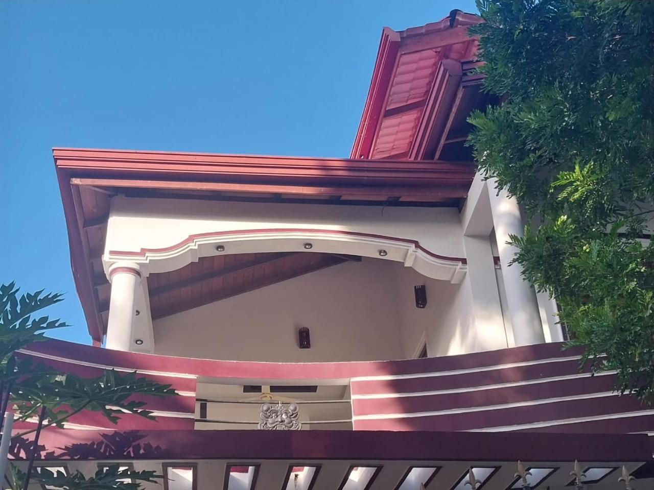 Javi Holiday Home Trincomalee Exterior foto